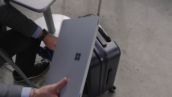 Taskin Protocol | Next Generation Hybrid Carry-On Luggage | 4 Wheel Spinner