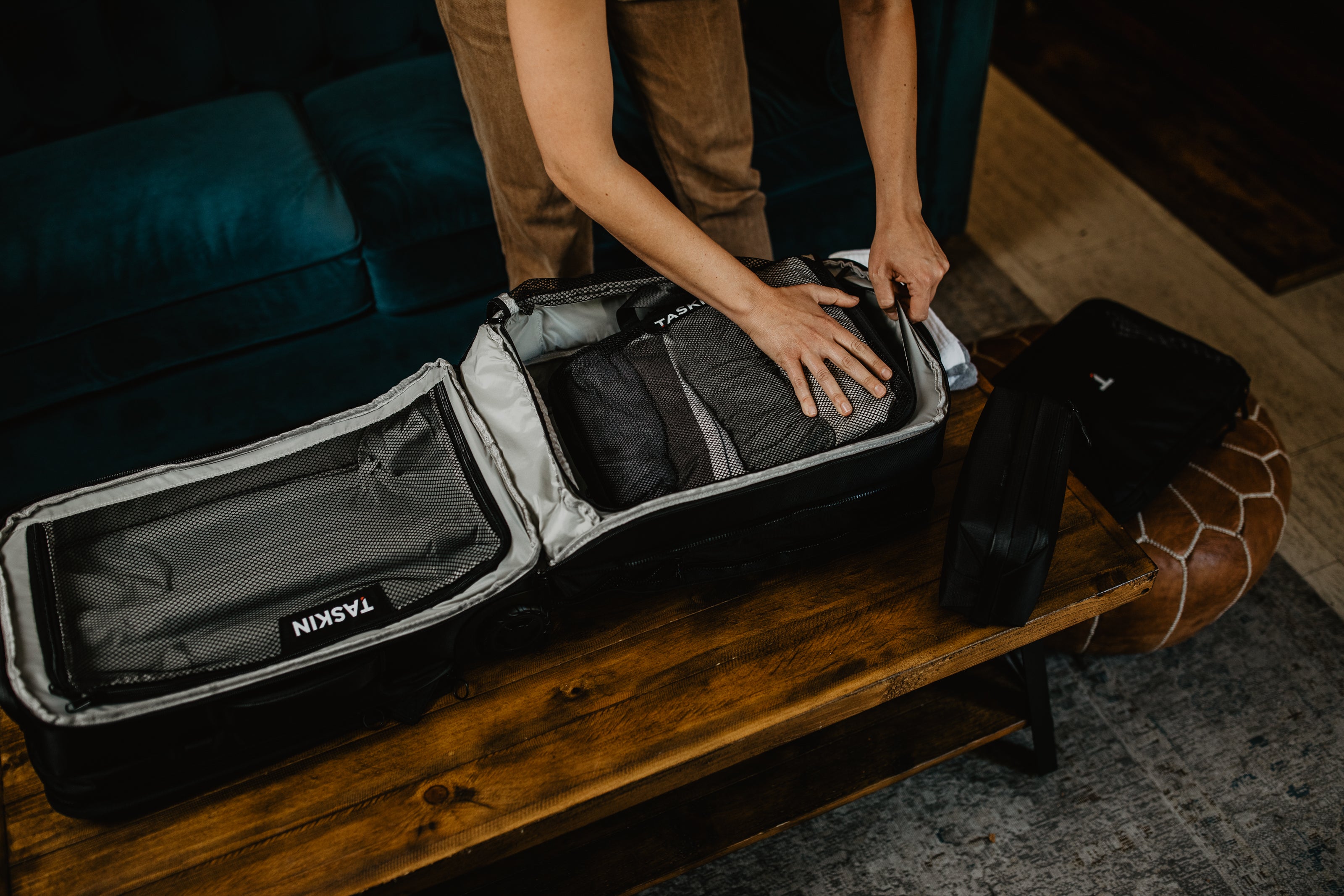 Taskin Xplorer | 6-in-1 Wheeled Expandable Backpack | Carry On | Travel Bag